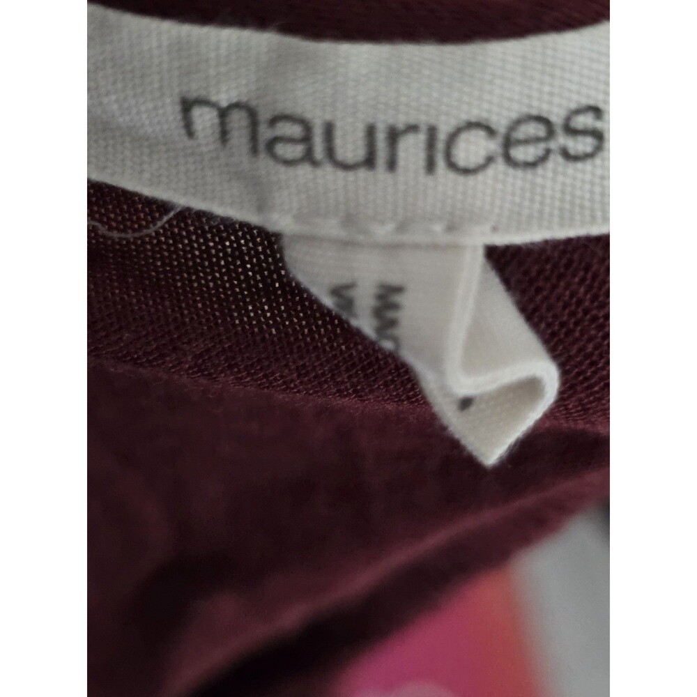 Maurices Burgundy Top Size Medium - Picture 4 of 4